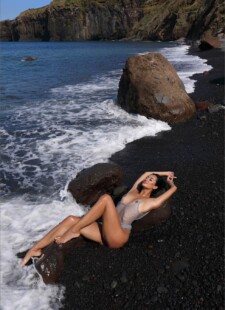 Hot aria seaside 04